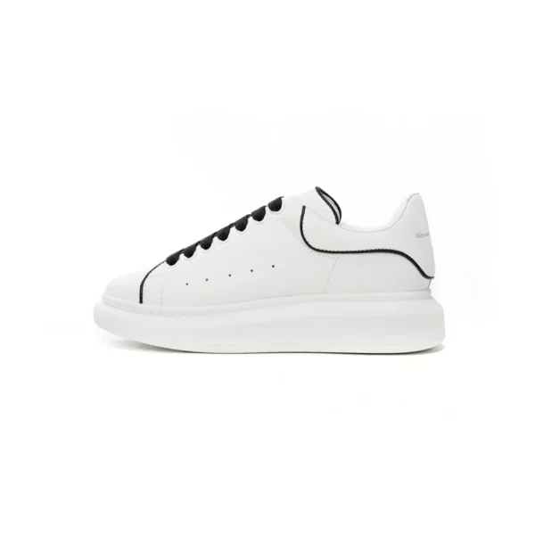 Alexander McQueen Sneaker Black Line